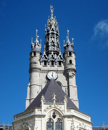 DOUAI