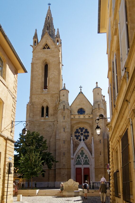 Visite Privée de Aix-en-Provence avec un guide officiel du Ministère de la Culture